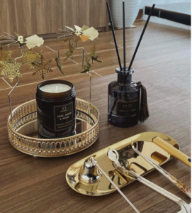 dụng cụ sử dụng nến thơm